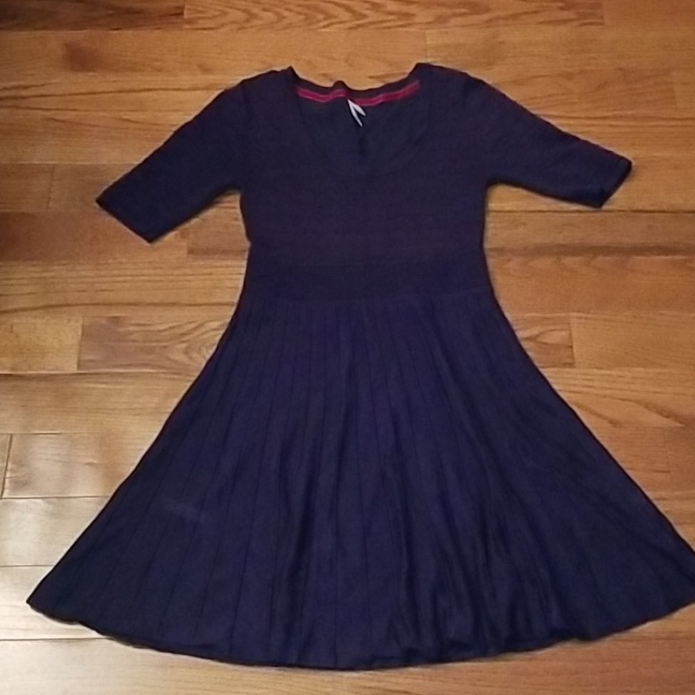 3/$20 🎉 Blue Xhileration knit dress